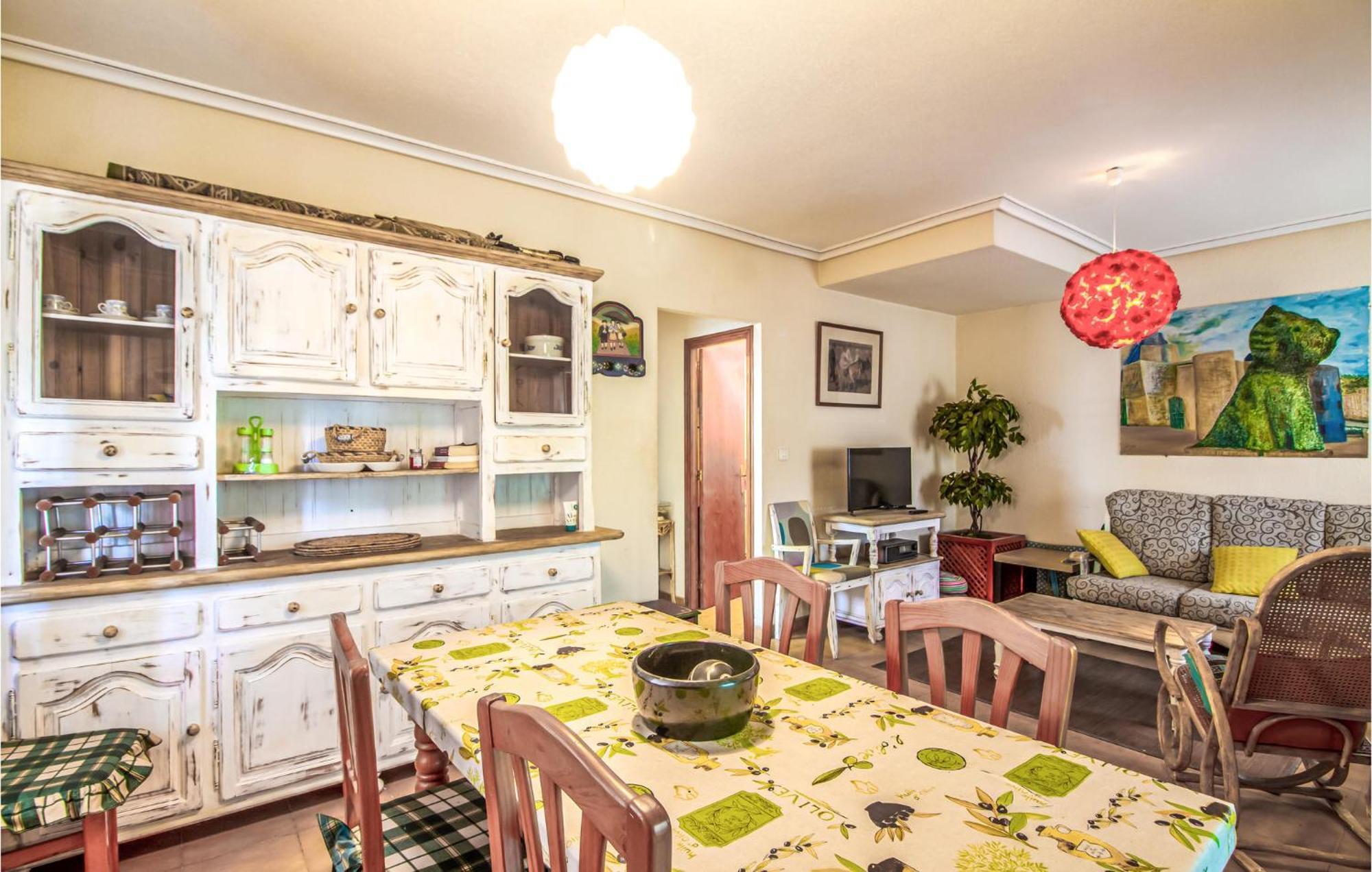 Lovely Home In Santa Pola With Kitchen Exterior foto